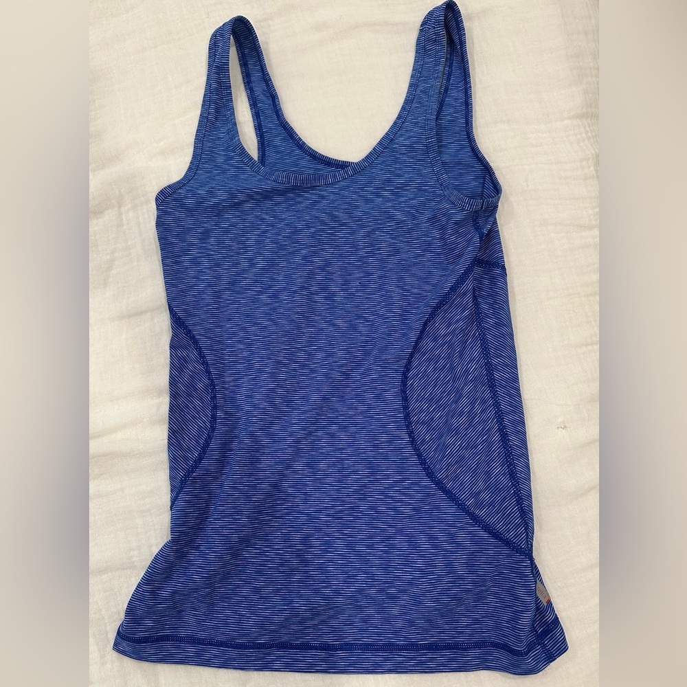 Zella tank